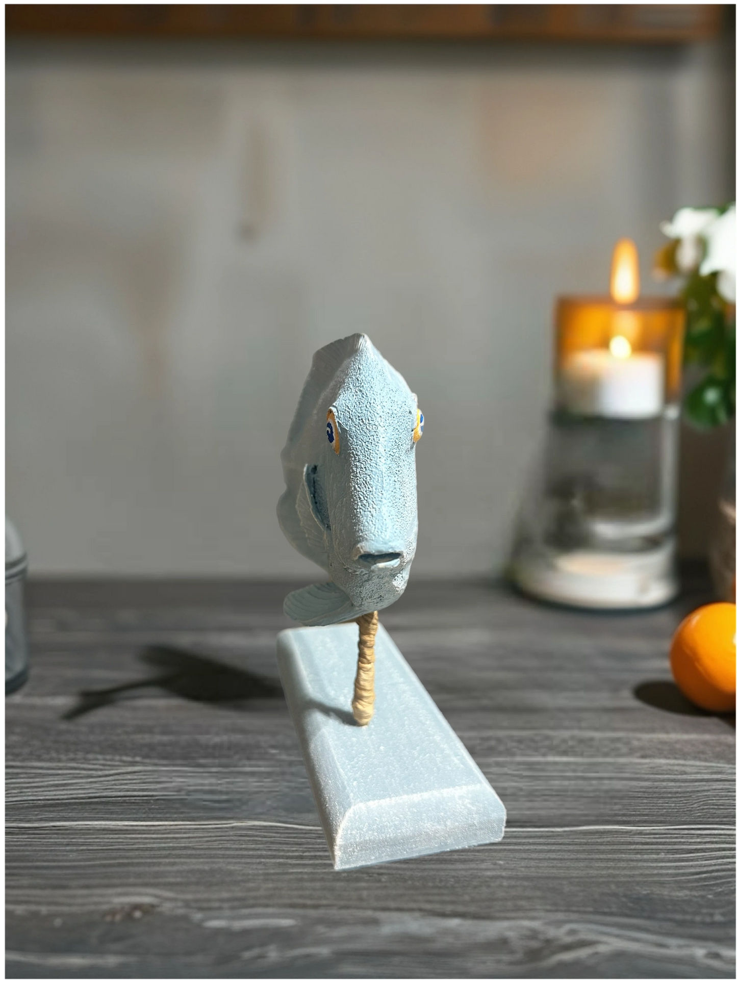 Küçük Mavi Dekoratif Balık Heykeli - Önden görünüm