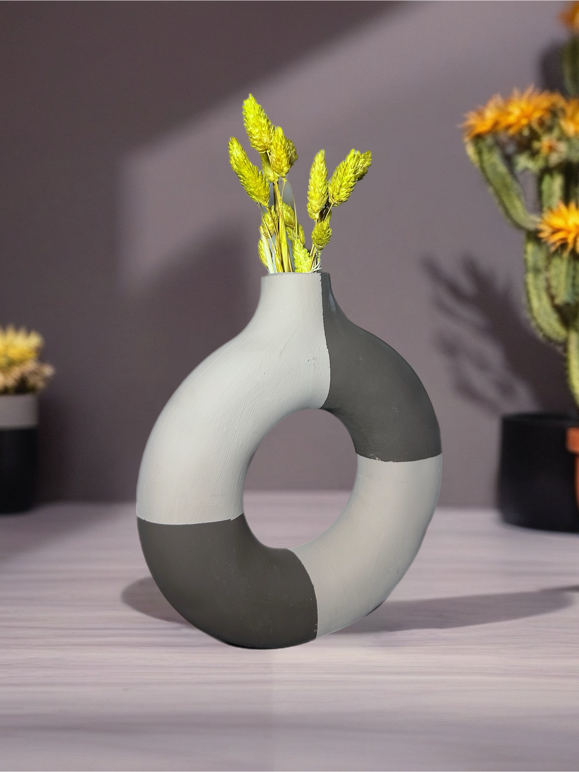 İkili Ahenk Dekoratif Halka Vazo - Sol Profilden Görünüm