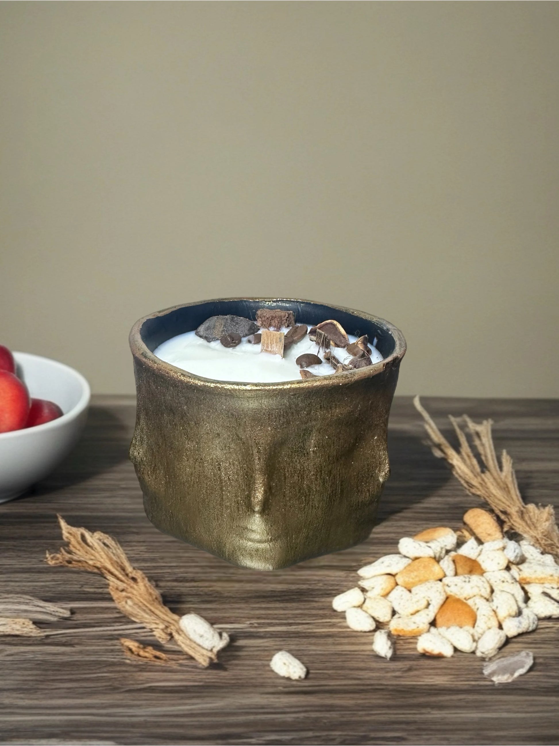 Işığın Düşü Dekoratif Yüz Figürlü Mum - Önden görünüm