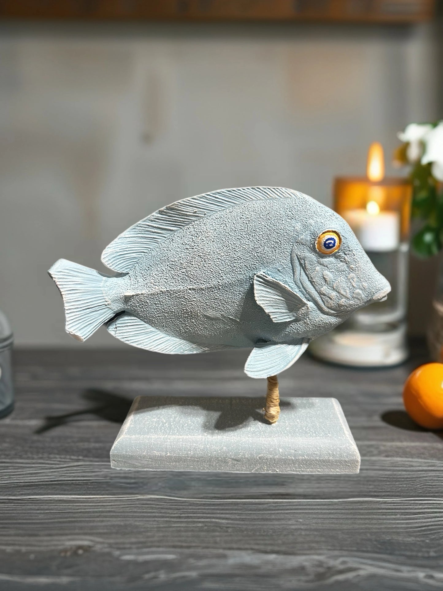 Küçük Mavi Dekoratif Balık Heykeli - Yandan görünüm