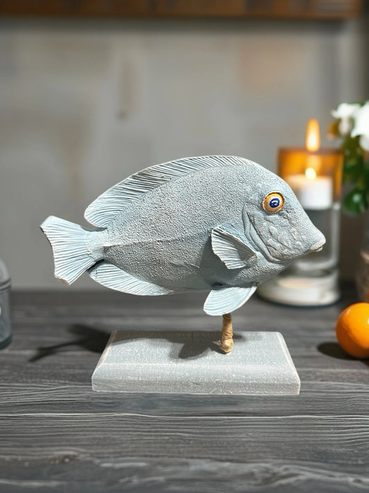 Küçük Mavi Dekoratif Balık Heykeli - Yandan görünüm