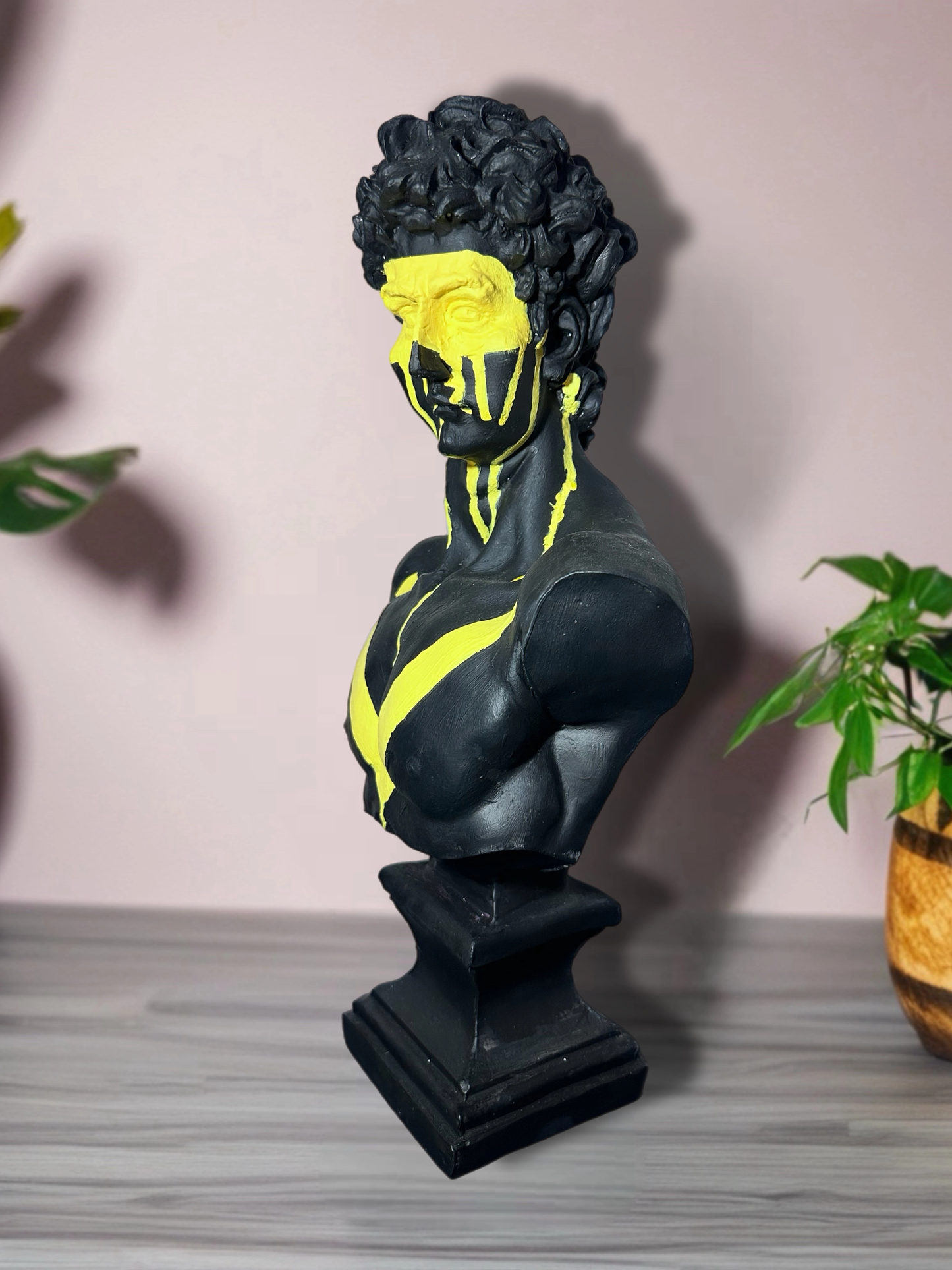 Neon Akıntı Modern Büst Heykeli - Sağ Profilden Görünüm