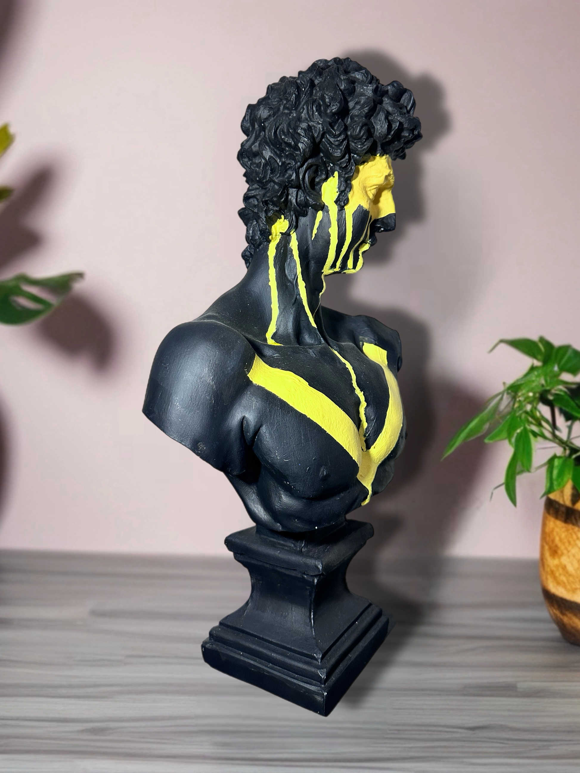 Neon Akıntı Modern Büst Heykeli - Sol Profilden Görünüm