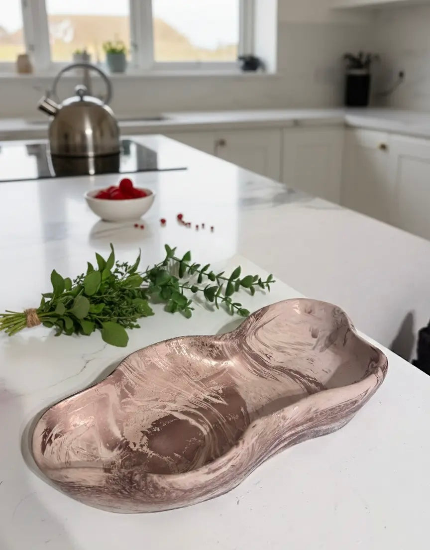 Pembe Mermer Efektli Organik Beton Dekoratif Tepsi