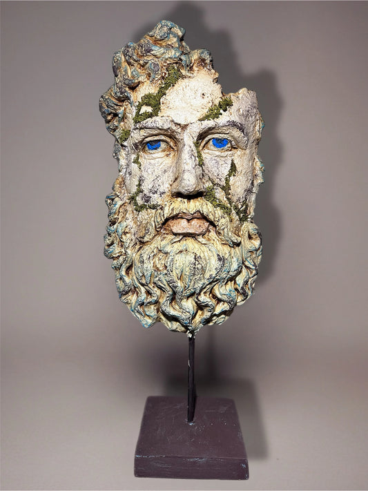 Poseidon’un Yankısı Mitolojik Deniz Tanrısı Büst Heykeli - Önden görünüm