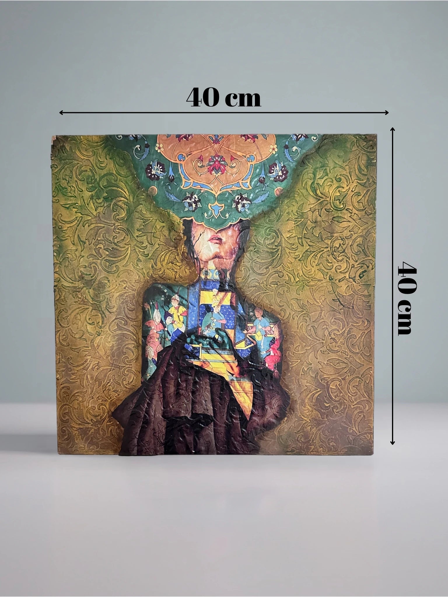 Taçlı Ruhun Portresi Dekoratif Ahşap Tablo - Boyut Detay Görseli