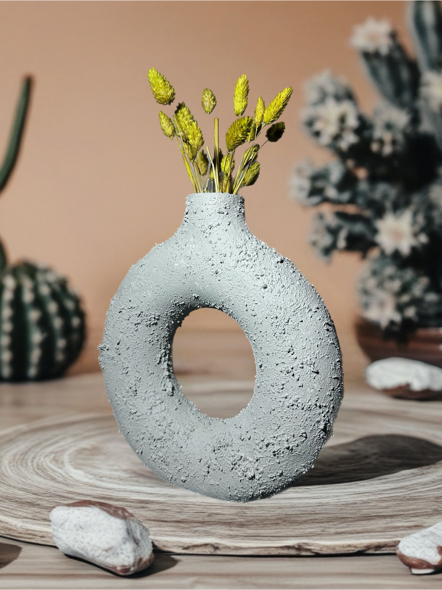 Taşın Dinginliği Dekoratif Halka Vazo - Sağ Profilden Görünüm